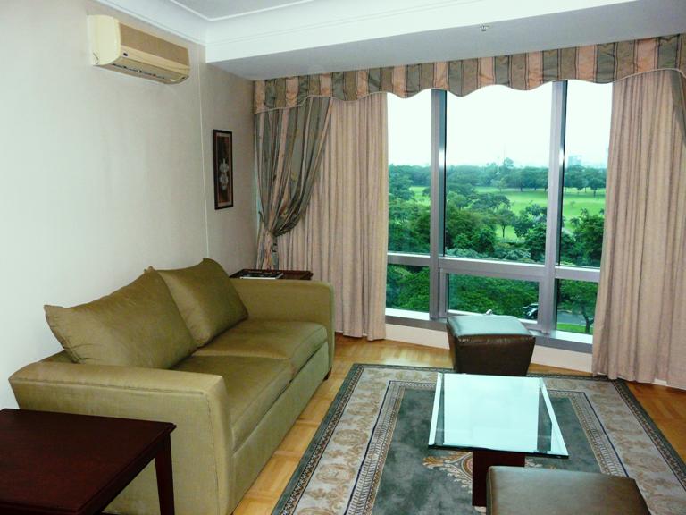 Two Bedrooms Apartment in One Mckinley Place For Rent