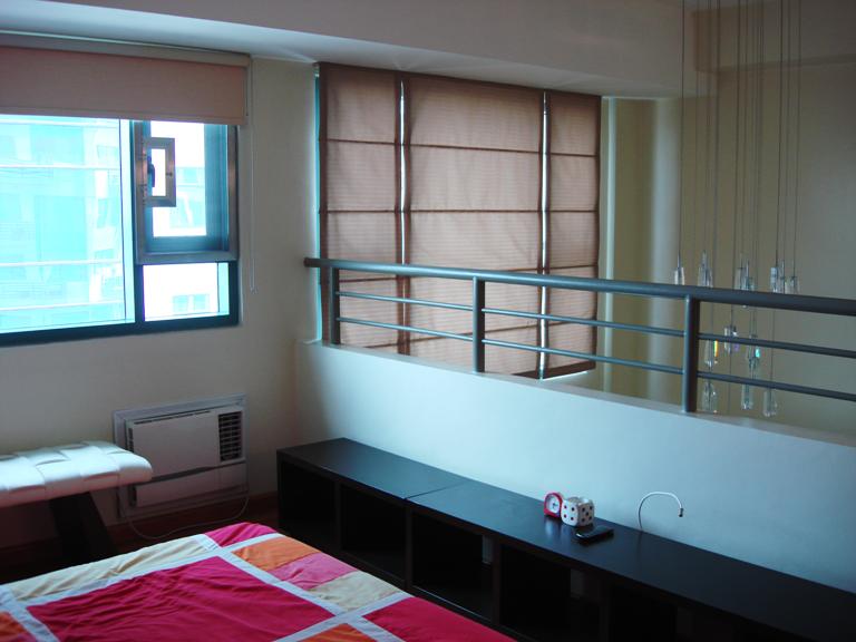 Two Bedrooms Loft Type Condo For Rent in McKinley Park