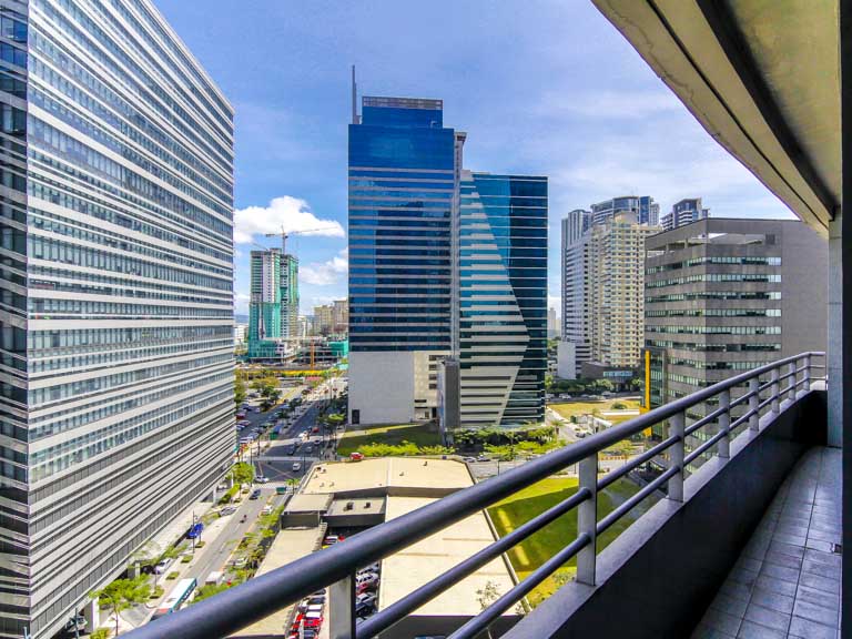 Onebedroom condo unit for rent in One McKinley Place BGC