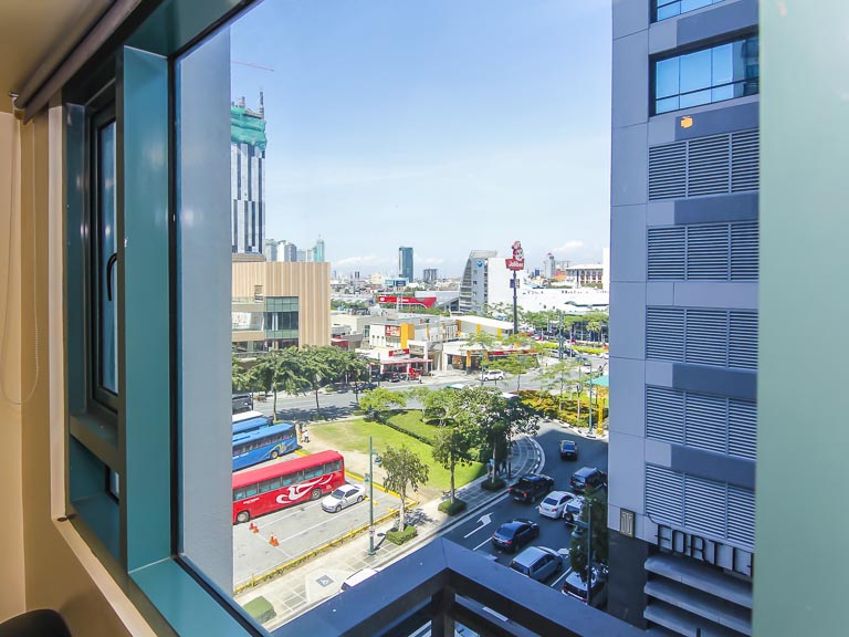 1bedroom loft for rent in McKinley Park Residences BGC