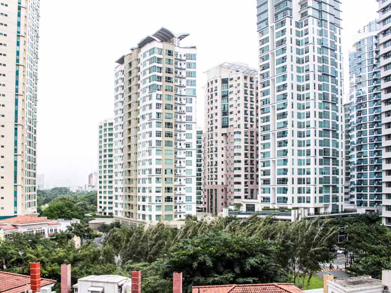 3BR condo for sale in Forbeswood Heights BGC