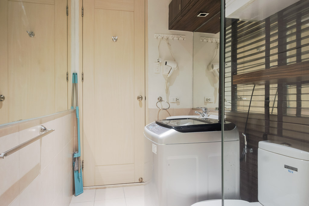 Studio condo for rent in The Icon Residences - BGC